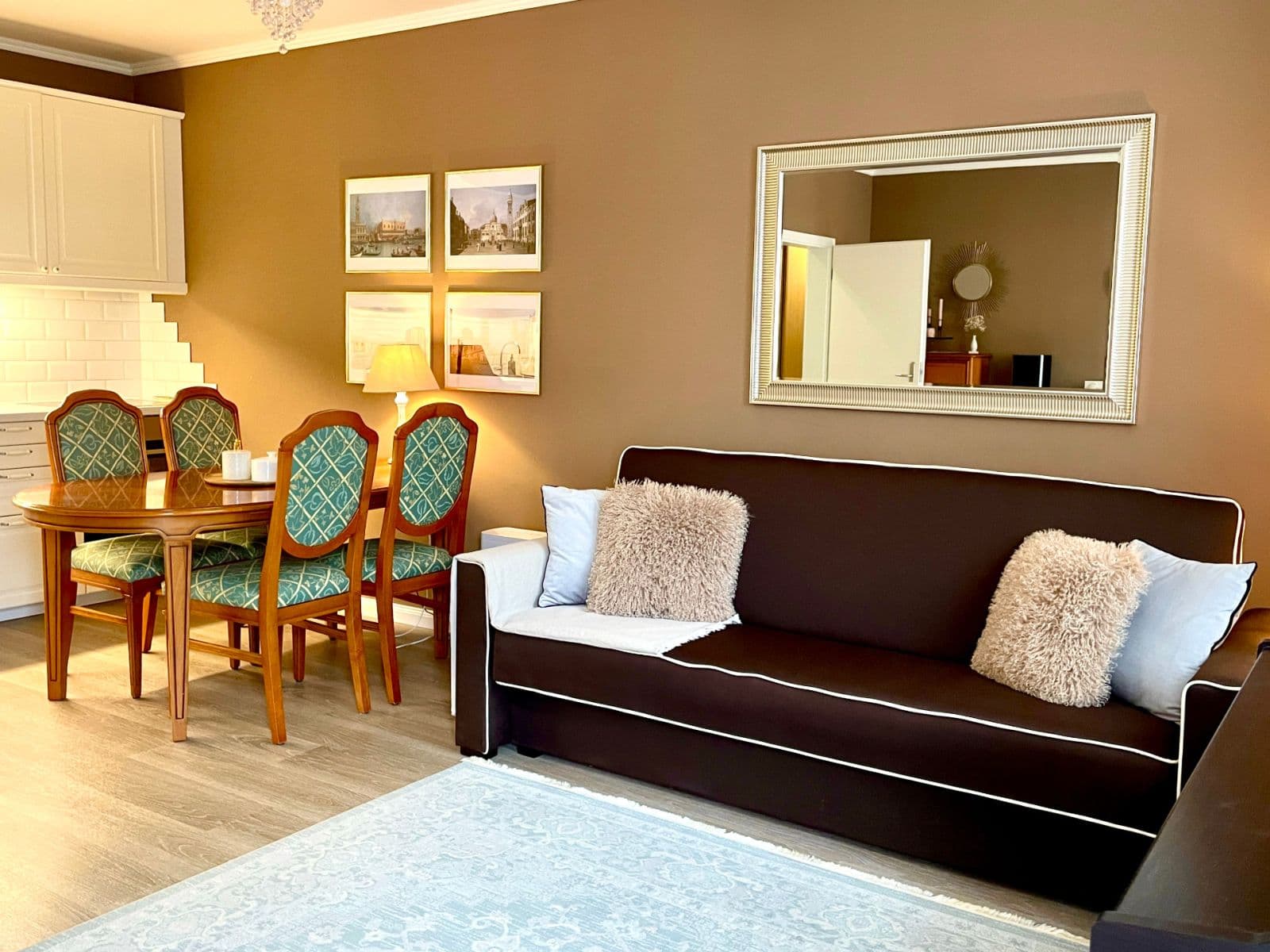 3 bedroom with open-plan kitchen flat for sale, 96 m², Zbrojnická, Karlovy Vary, Karlovarský Region 3 bedroom with open-plan kitchen flat for sale, 96 m², Zbrojnická, Karlovy Vary, Karlovarský Region