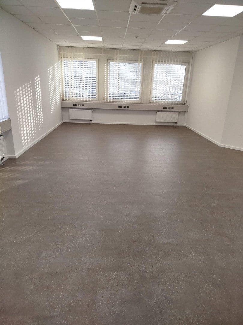 office to rent, 400 m², Am Lichtbogen 53, Essen, North Rhine-Westphalia office to rent, 400 m², Am Lichtbogen 53, Essen, North Rhine-Westphalia