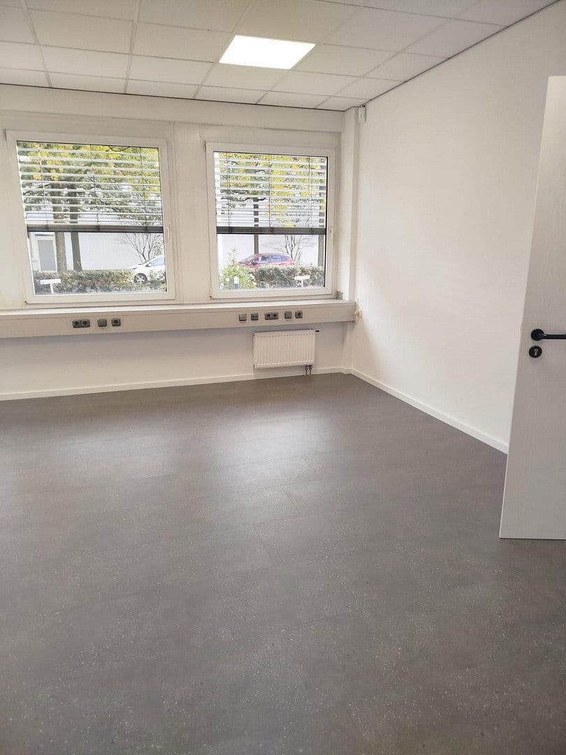 office to rent, 400 m², Am Lichtbogen 53, Essen, North Rhine-Westphalia office to rent, 400 m², Am Lichtbogen 53, Essen, North Rhine-Westphalia