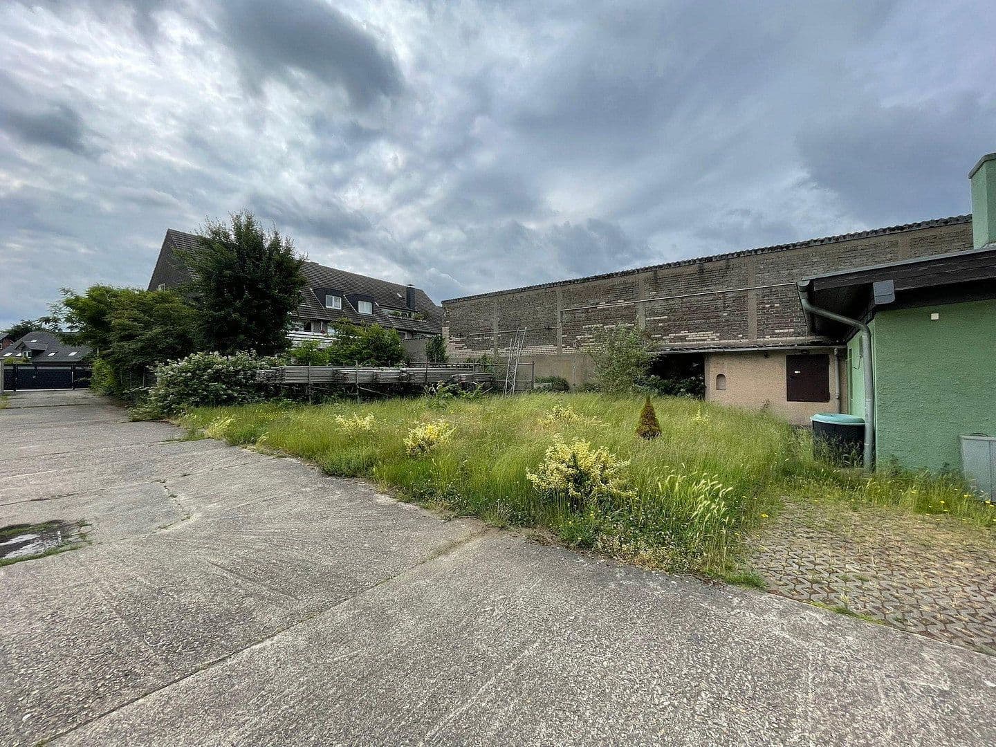 plot to rent, 2,635 m², Oberhausen, North Rhine-Westphalia plot to rent, 2,635 m², Oberhausen, North Rhine-Westphalia