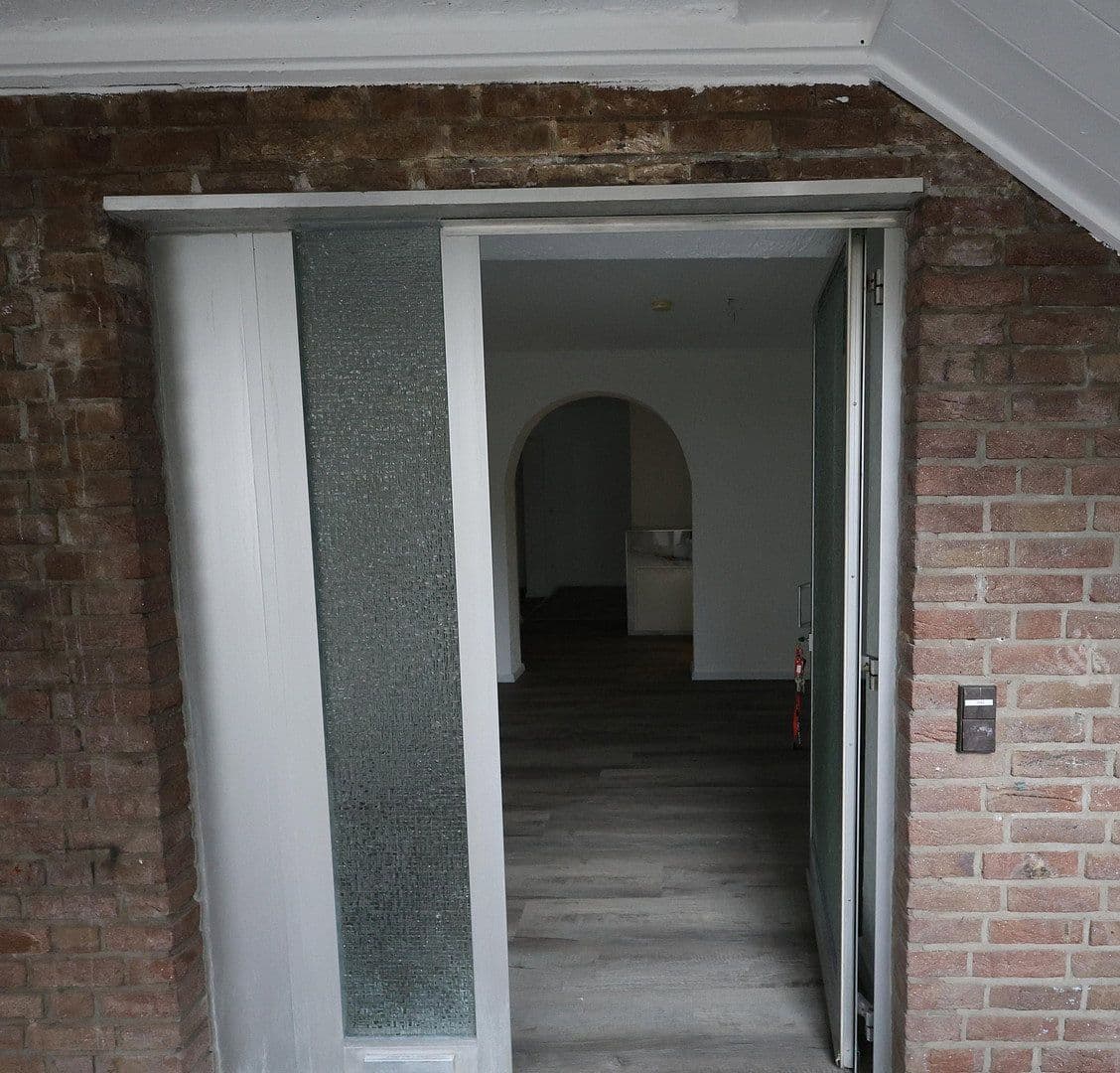4 bedroom flat to rent, 136 m², Niederzier, North Rhine-Westphalia 4 bedroom flat to rent, 136 m², Niederzier, North Rhine-Westphalia