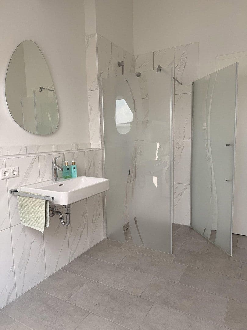 2 bedroom with open-plan kitchen flat for sale, 116 m², Flein, Baden-Württemberg 2 bedroom with open-plan kitchen flat for sale, 116 m², Flein, Baden-Württemberg