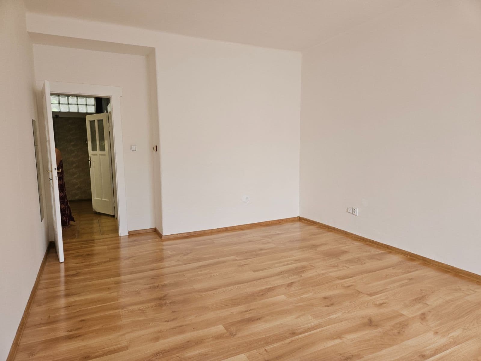 Studio flat to rent, 37 m², Prouzova, Prague, Prague Studio flat to rent, 37 m², Prouzova, Prague, Prague