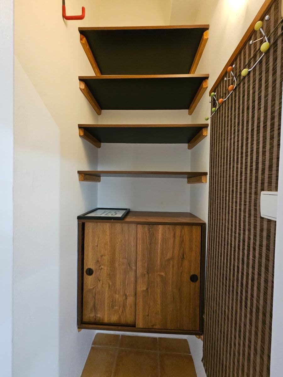 Studio flat to rent, 37 m², Prouzova, Prague, Prague Studio flat to rent, 37 m², Prouzova, Prague, Prague