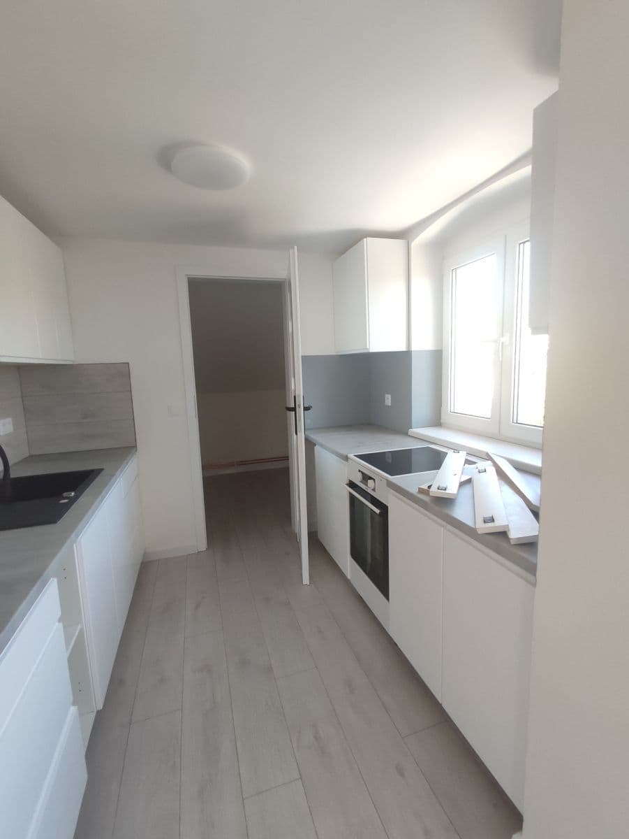 4 bedroom flat to rent, 80 m², Borový vrch, Liberec, Liberecký Region 4 bedroom flat to rent, 80 m², Borový vrch, Liberec, Liberecký Region