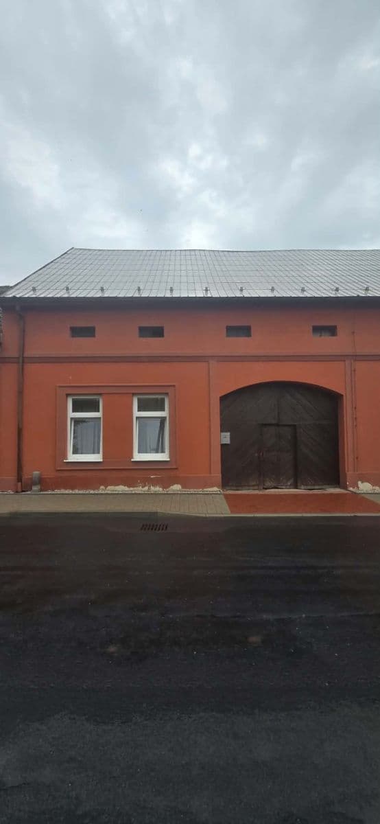 house to rent, 42 m², Husova, Zlonice, Středočeský Region house to rent, 42 m², Husova, Zlonice, Středočeský Region