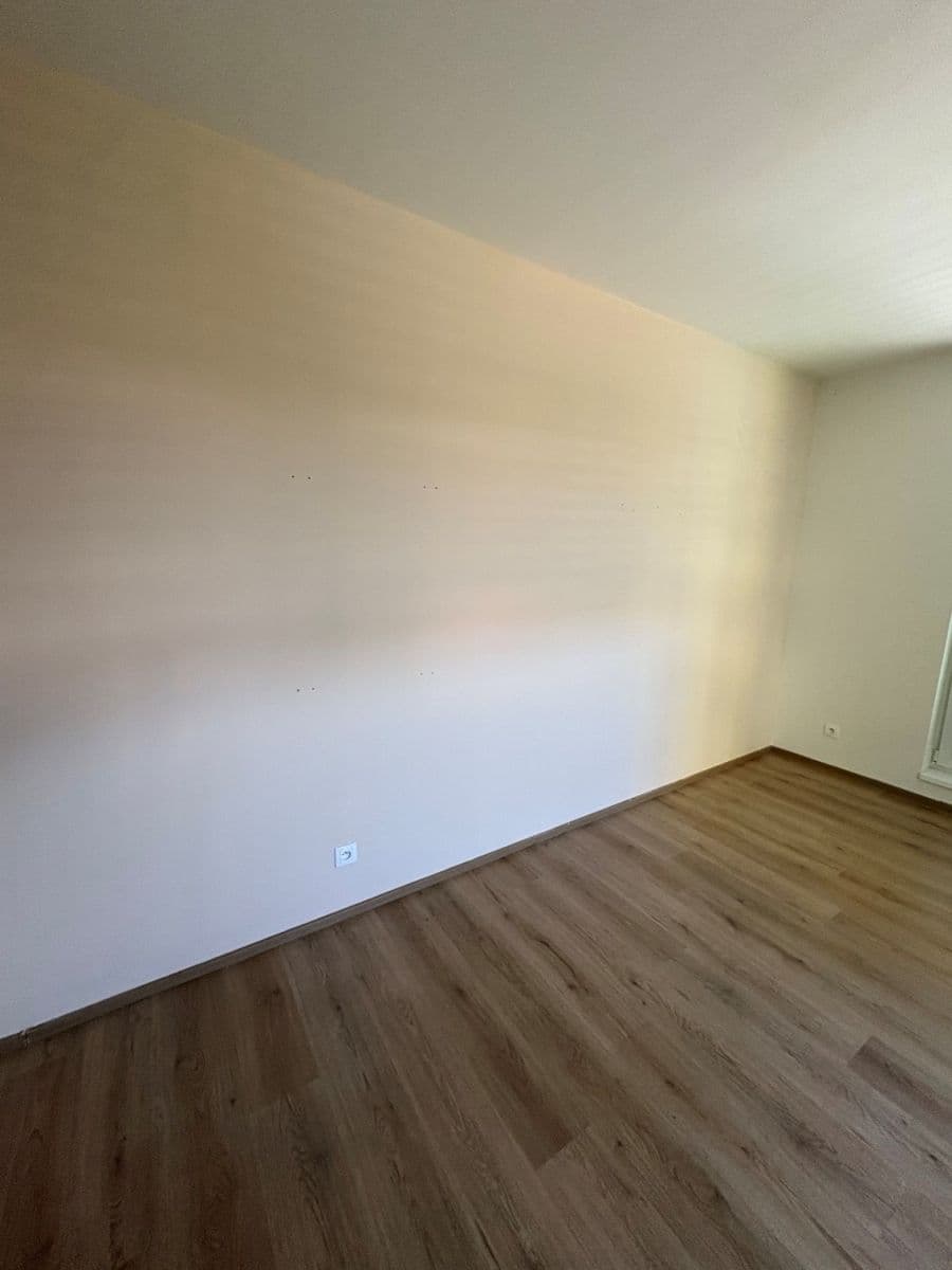 Studio flat to rent, 37 m², Nad Úžlabinou, Prague, Prague Studio flat to rent, 37 m², Nad Úžlabinou, Prague, Prague