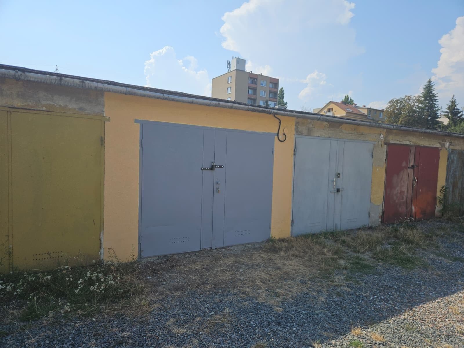 garage to rent, 18 m², Brno, Jihomoravský Region garage to rent, 18 m², Brno, Jihomoravský Region