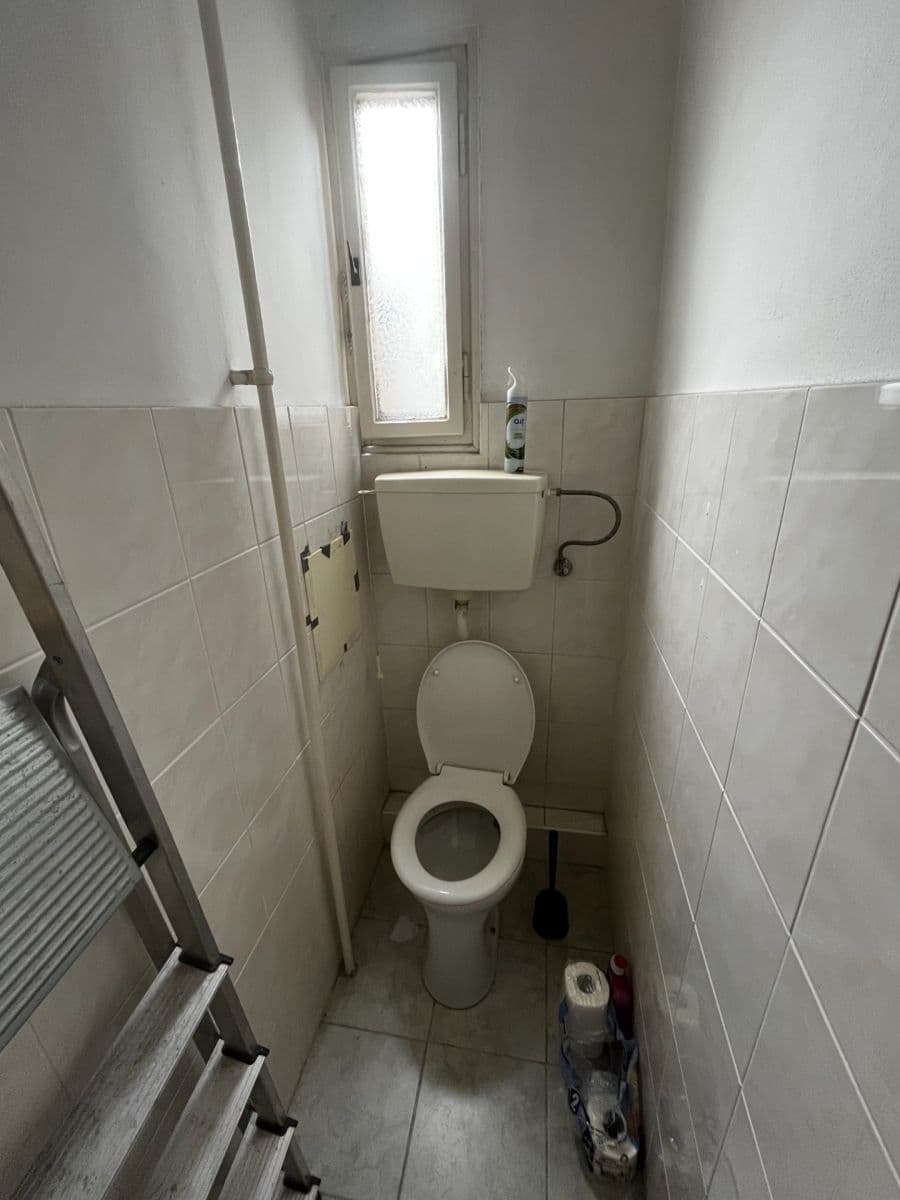 Studio flat to rent, 32 m², Pobřežní, Prague, Prague Studio flat to rent, 32 m², Pobřežní, Prague, Prague
