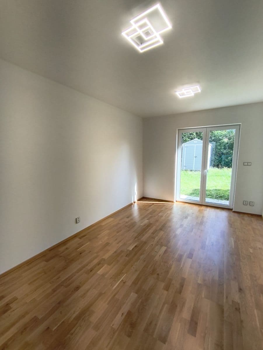 Studio flat to rent, 24 m², U Zličína, Prague, Prague Studio flat to rent, 24 m², U Zličína, Prague, Prague