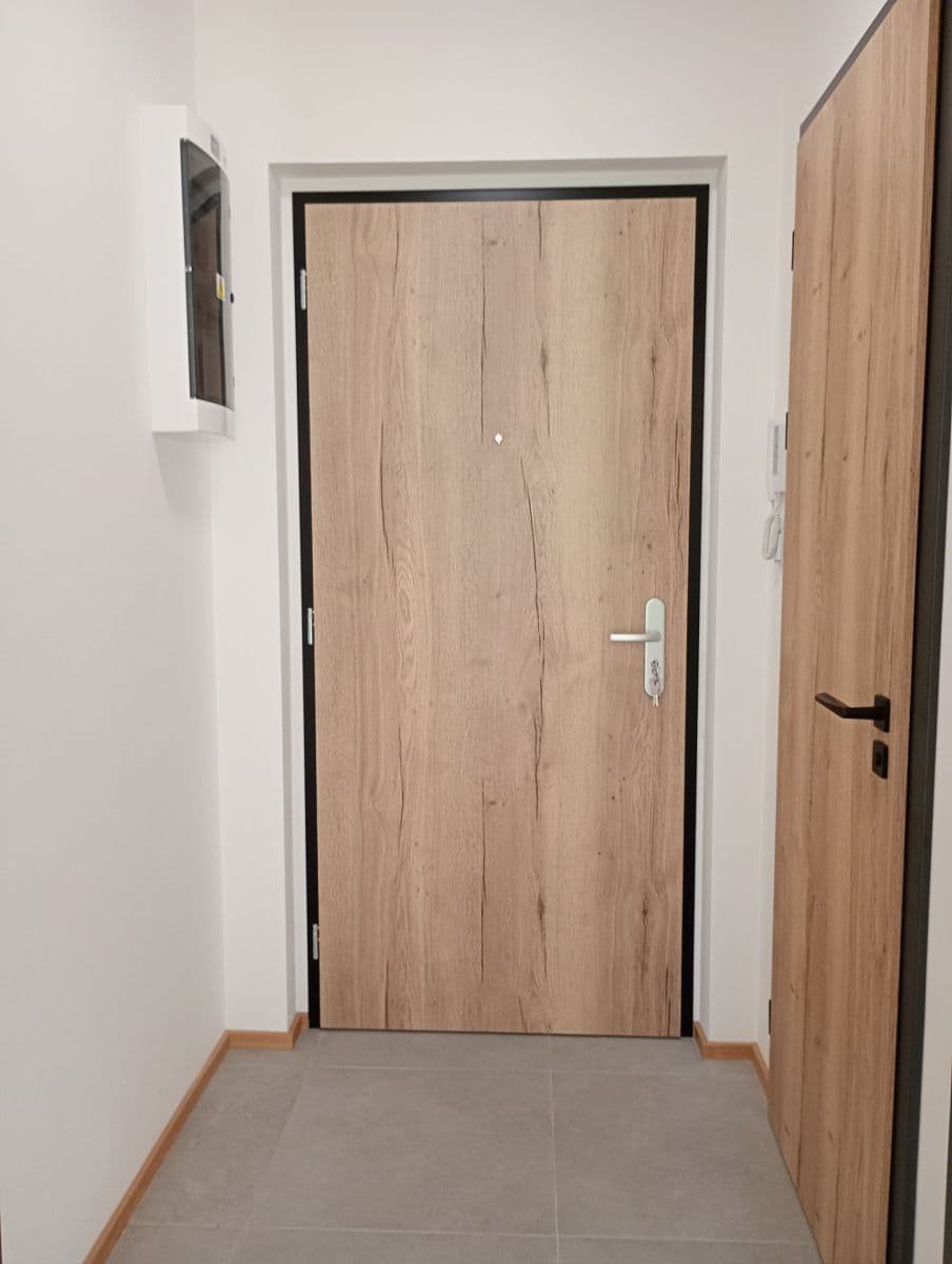 Studio flat to rent, 24 m², U Zličína, Prague, Prague Studio flat to rent, 24 m², U Zličína, Prague, Prague