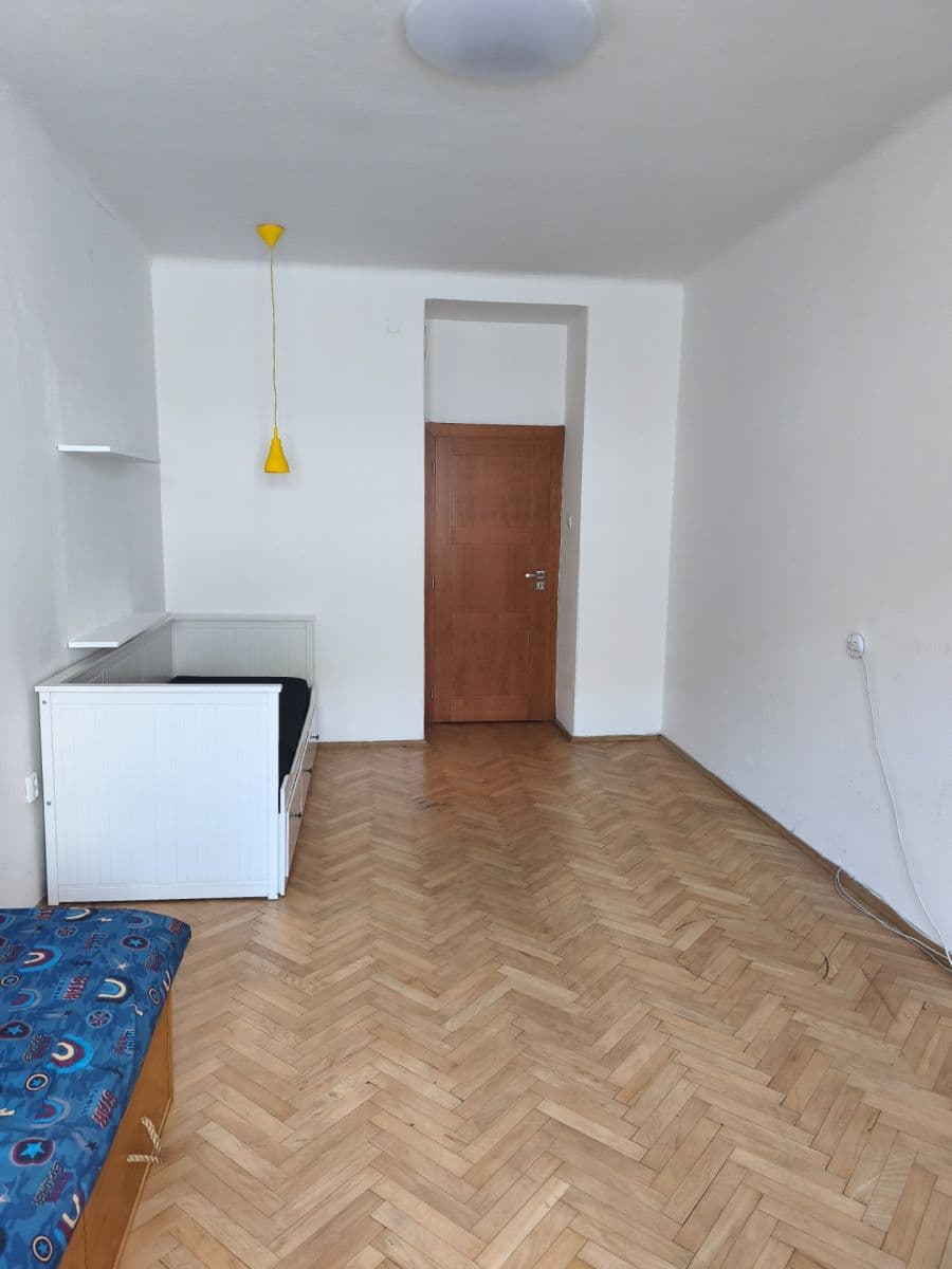 3 bedroom flat to rent, 87 m², V Mezihoří, Prague, Prague 3 bedroom flat to rent, 87 m², V Mezihoří, Prague, Prague