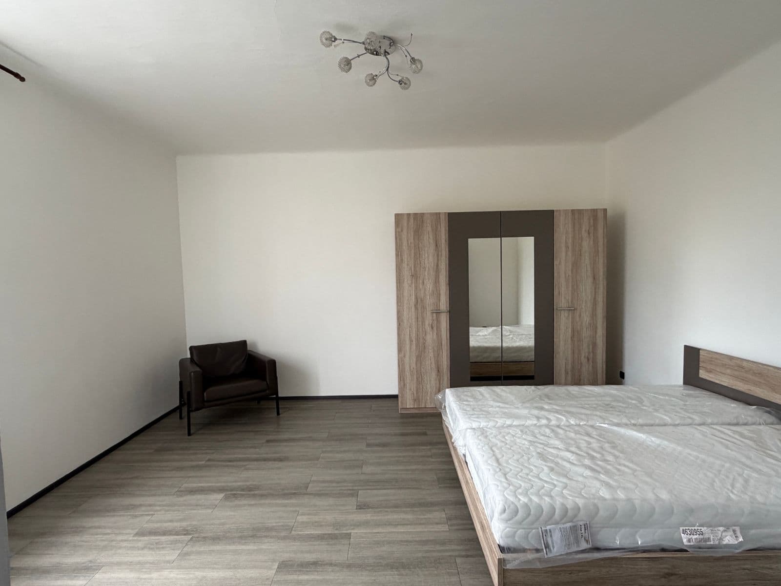 1 bedroom with open-plan kitchen flat to rent, 54 m², Blahoslavova, Olomouc, Olomoucký Region 1 bedroom with open-plan kitchen flat to rent, 54 m², Blahoslavova, Olomouc, Olomoucký Region