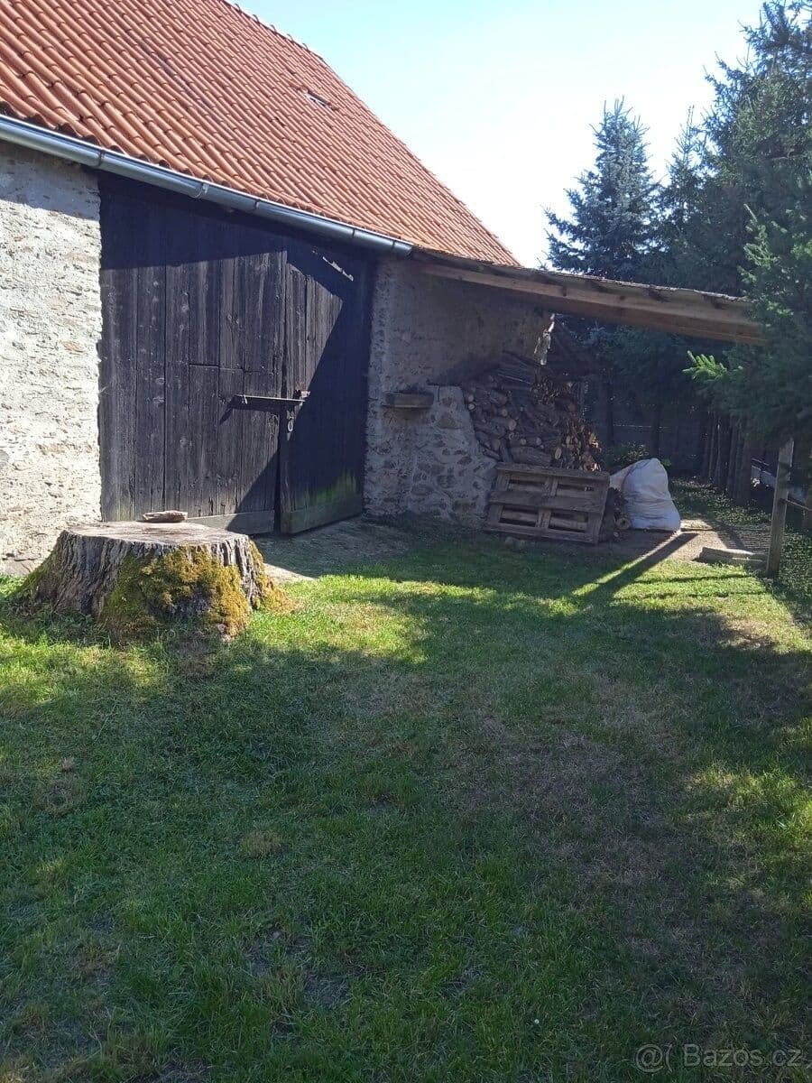 non-residential property for sale, 100 m², Slověnice, Středočeský Region non-residential property for sale, 100 m², Slověnice, Středočeský Region