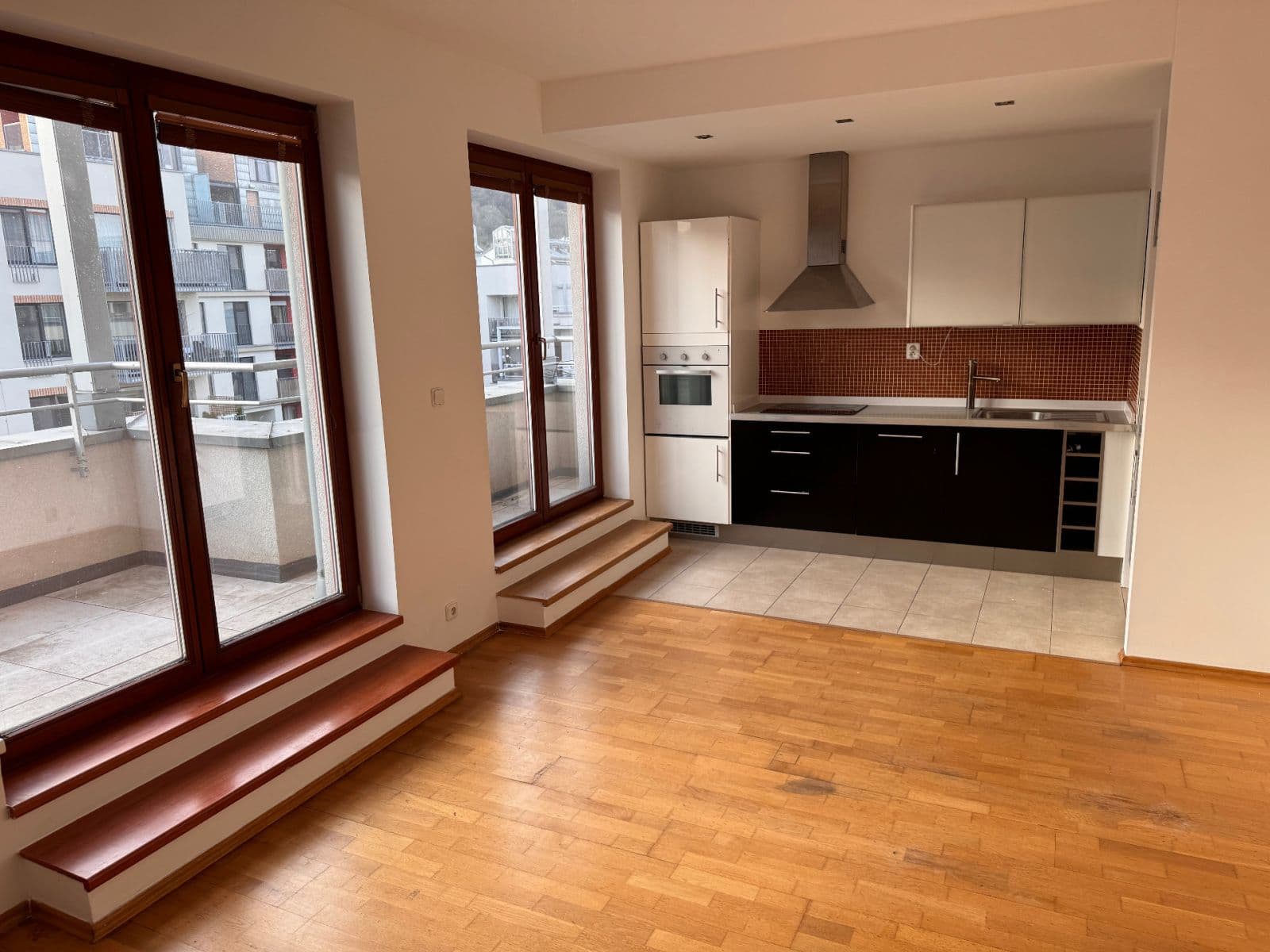 1 bedroom with open-plan kitchen flat to rent, 46 m², Heinemannova, Prague, Prague 1 bedroom with open-plan kitchen flat to rent, 46 m², Heinemannova, Prague, Prague