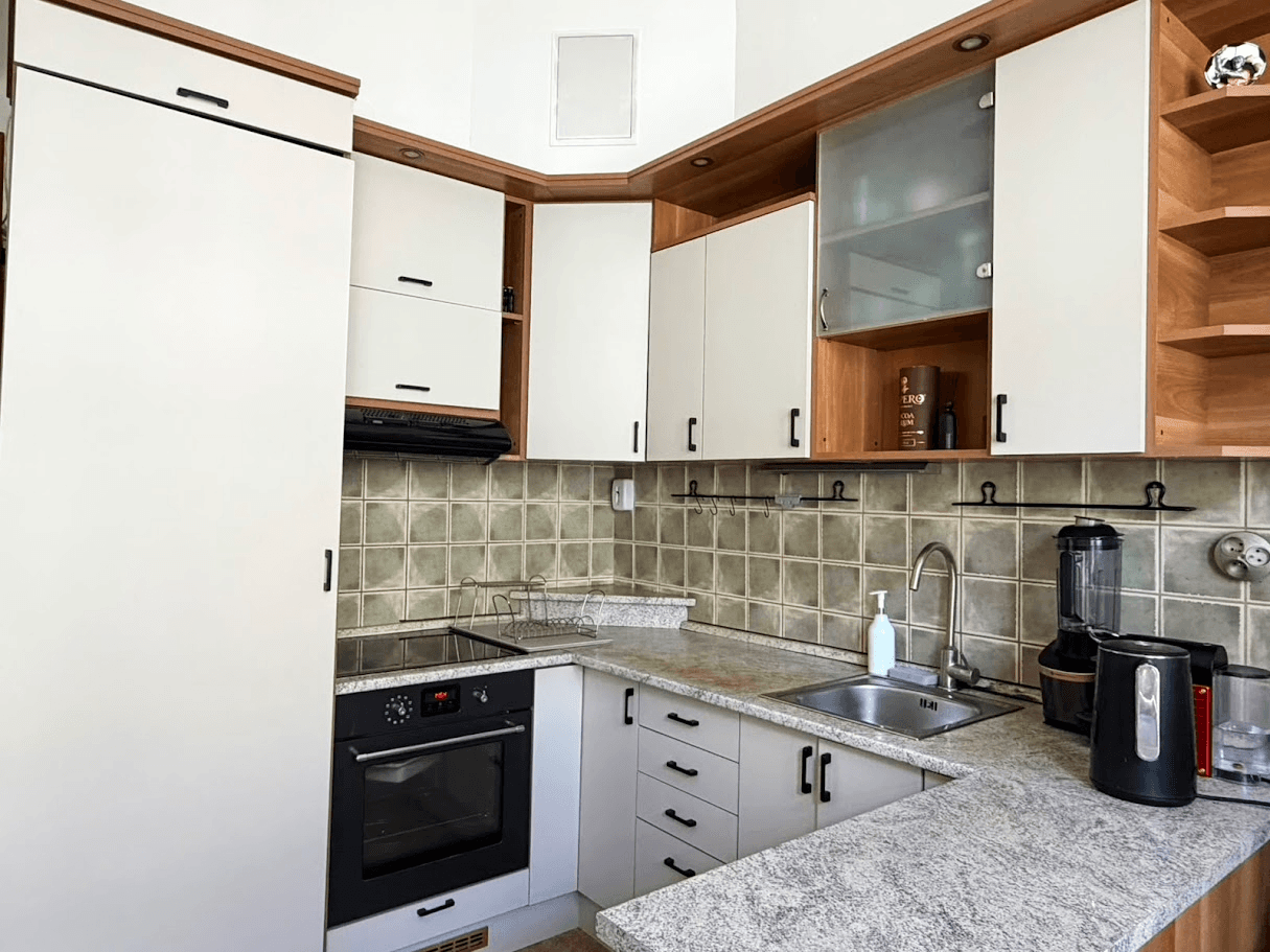 1 bedroom with open-plan kitchen flat to rent, 47 m², Svornosti, Prague, Prague 1 bedroom with open-plan kitchen flat to rent, 47 m², Svornosti, Prague, Prague