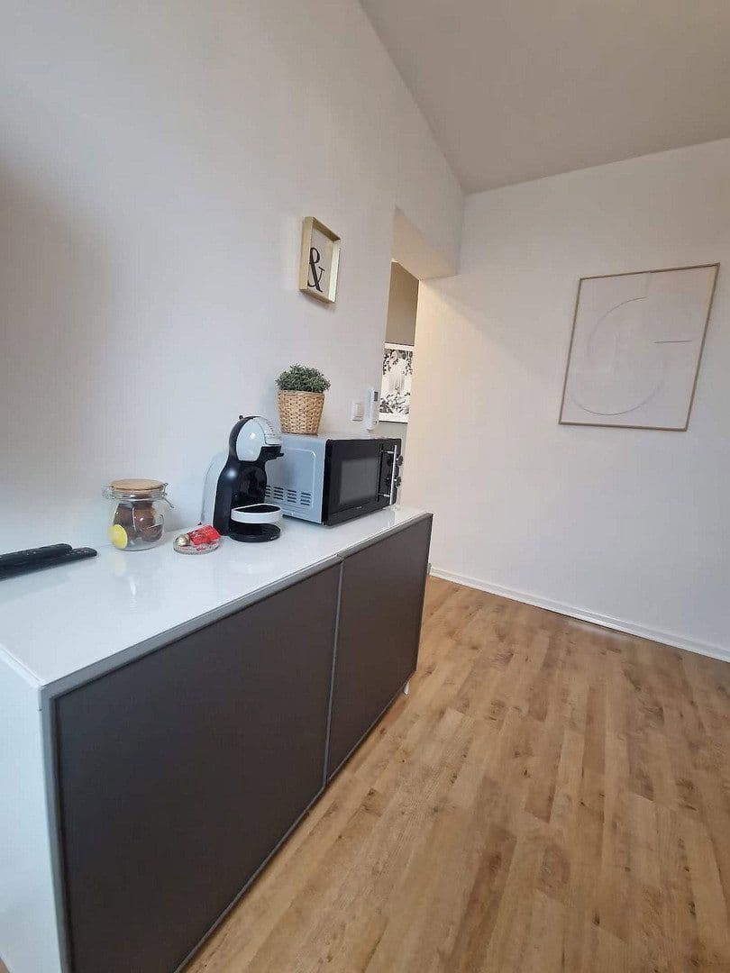 1 bedroom flat to rent, 20 m², Ludwigshafen am Rhein, Rhineland-Palatinate 1 bedroom flat to rent, 20 m², Ludwigshafen am Rhein, Rhineland-Palatinate