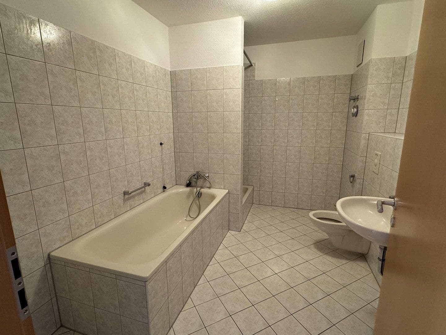 2 bedroom with open-plan kitchen flat for sale, 85 m², Heitersheim, Baden-Württemberg 2 bedroom with open-plan kitchen flat for sale, 85 m², Heitersheim, Baden-Württemberg
