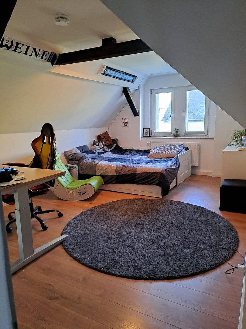 6 bedroom flat to rent, 145 m², Paul-Seydel-Str. 20, Limbach-Oberfrohna, Saxony 6 bedroom flat to rent, 145 m², Paul-Seydel-Str. 20, Limbach-Oberfrohna, Saxony