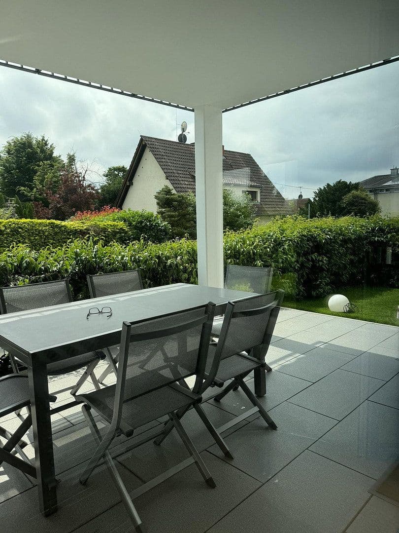 2 bedroom with open-plan kitchen flat for sale, 102 m², Steinbach (Taunus), Hesse 2 bedroom with open-plan kitchen flat for sale, 102 m², Steinbach (Taunus), Hesse