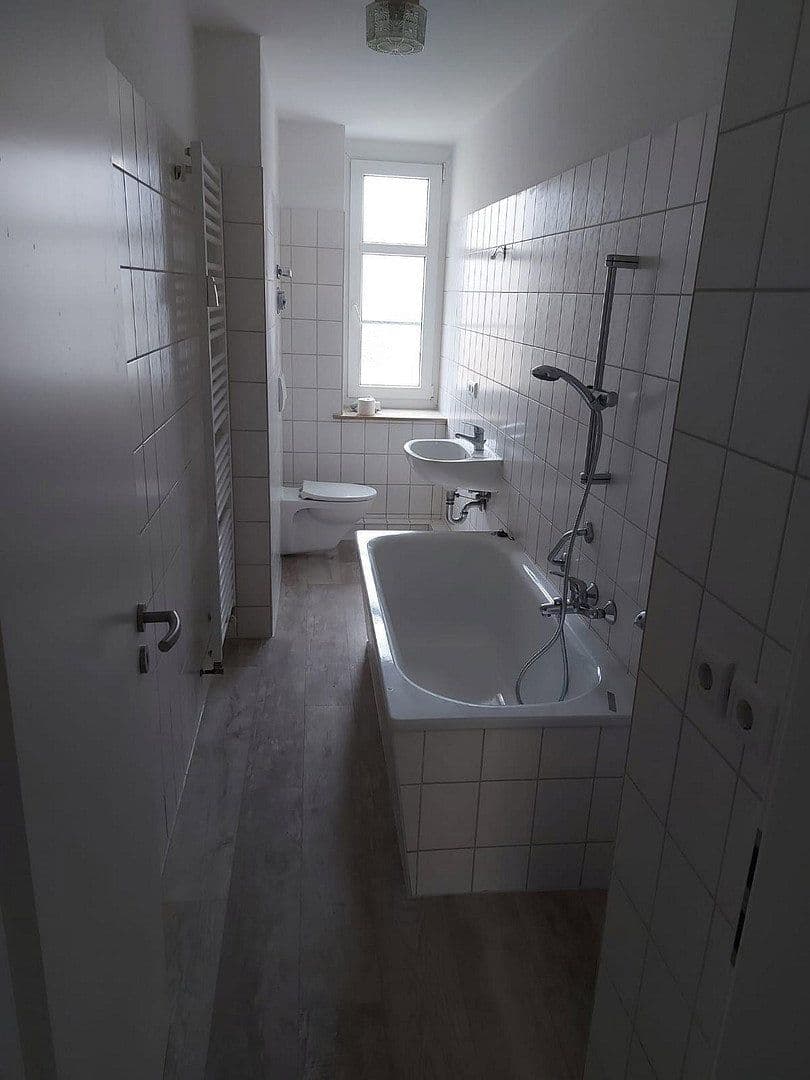4 bedroom flat to rent, 123 m², Flurstraße 2b, Zwickau, Saxony 4 bedroom flat to rent, 123 m², Flurstraße 2b, Zwickau, Saxony
