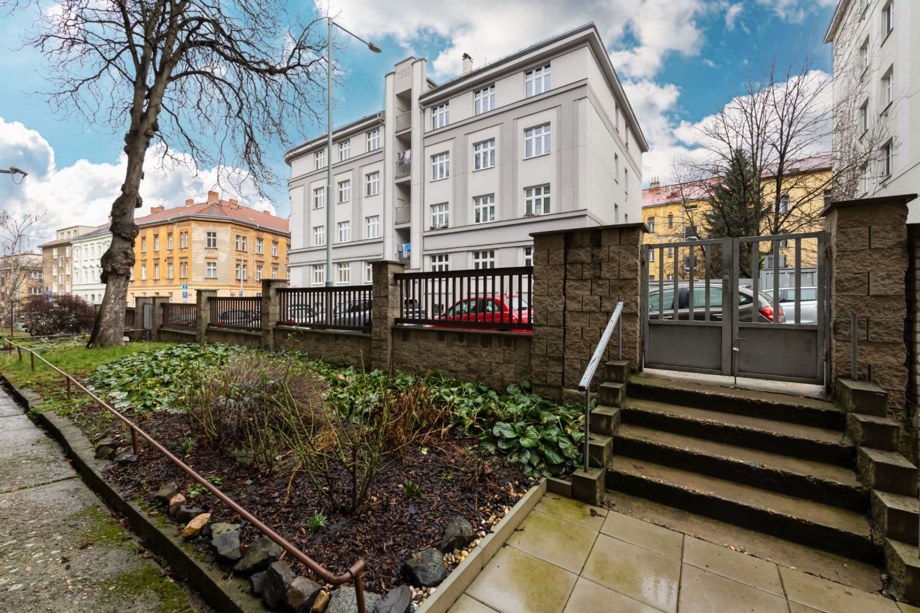 1 bedroom with open-plan kitchen flat to rent, 48 m², Františka Kadlece, Prague, Prague 1 bedroom with open-plan kitchen flat to rent, 48 m², Františka Kadlece, Prague, Prague