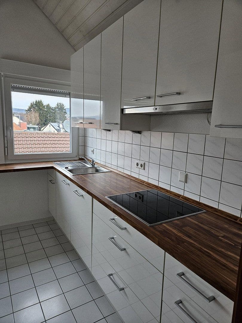 1 bedroom with open-plan kitchen flat to rent, 65 m², Salach, Baden-Württemberg 1 bedroom with open-plan kitchen flat to rent, 65 m², Salach, Baden-Württemberg