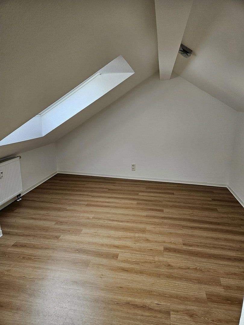 1 bedroom with open-plan kitchen flat to rent, 65 m², Salach, Baden-Württemberg 1 bedroom with open-plan kitchen flat to rent, 65 m², Salach, Baden-Württemberg
