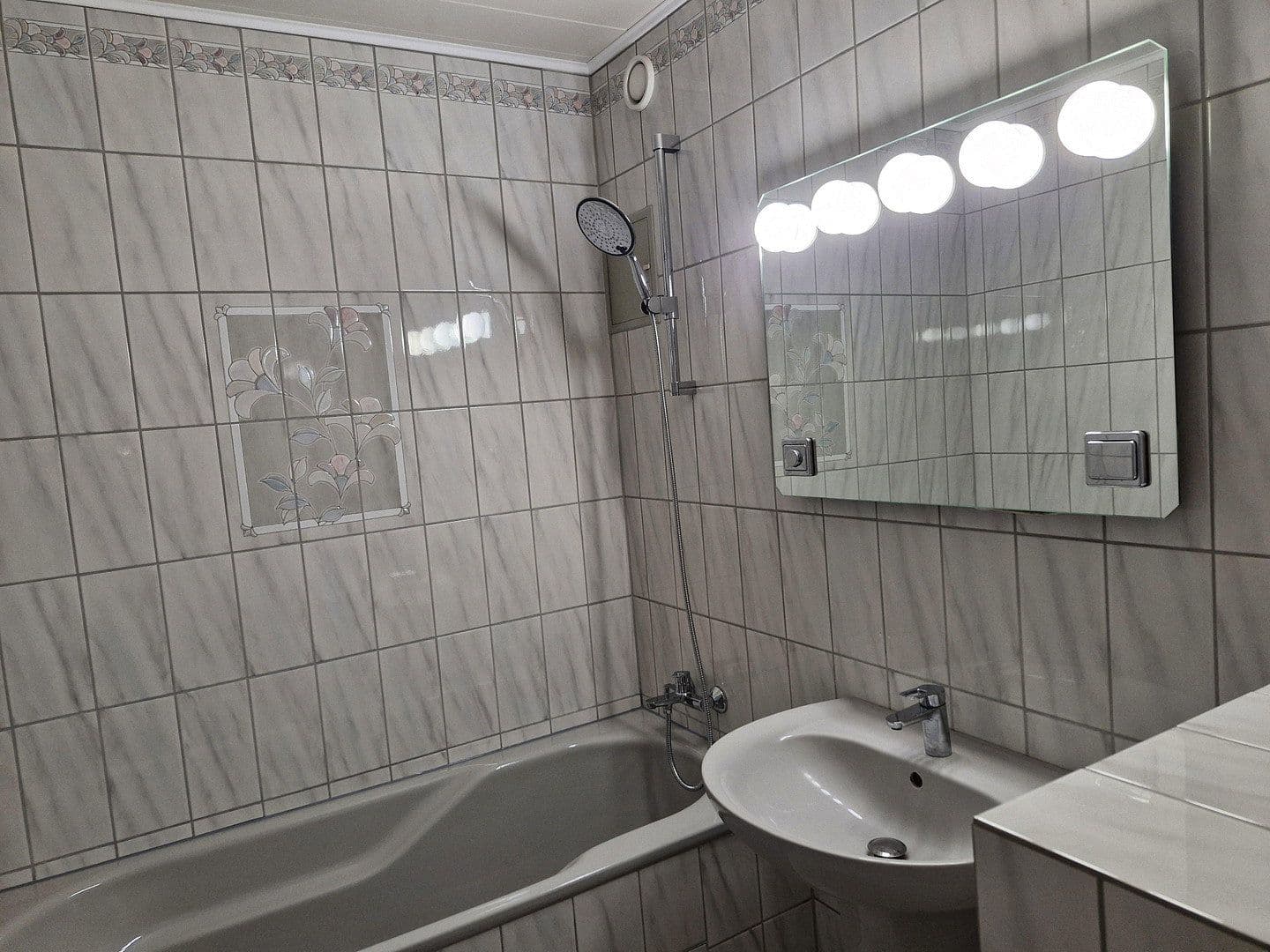 4 bedroom flat to rent, 107 m², Ludwigshafen pfingstweide, Rhineland-Palatinate 4 bedroom flat to rent, 107 m², Ludwigshafen pfingstweide, Rhineland-Palatinate