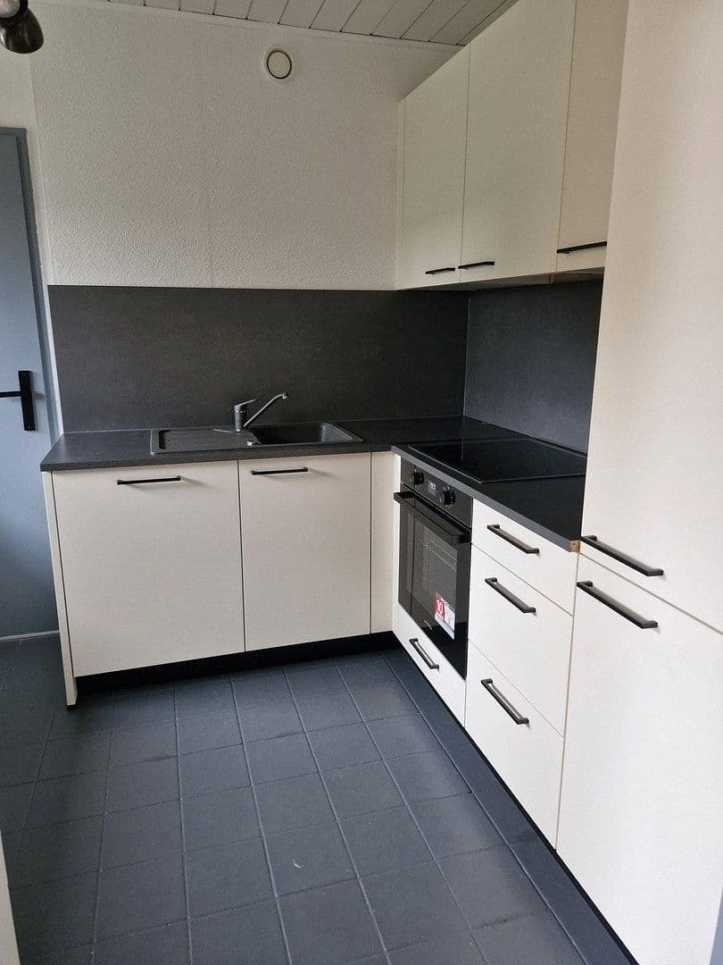 4 bedroom flat to rent, 107 m², Ludwigshafen pfingstweide, Rhineland-Palatinate 4 bedroom flat to rent, 107 m², Ludwigshafen pfingstweide, Rhineland-Palatinate