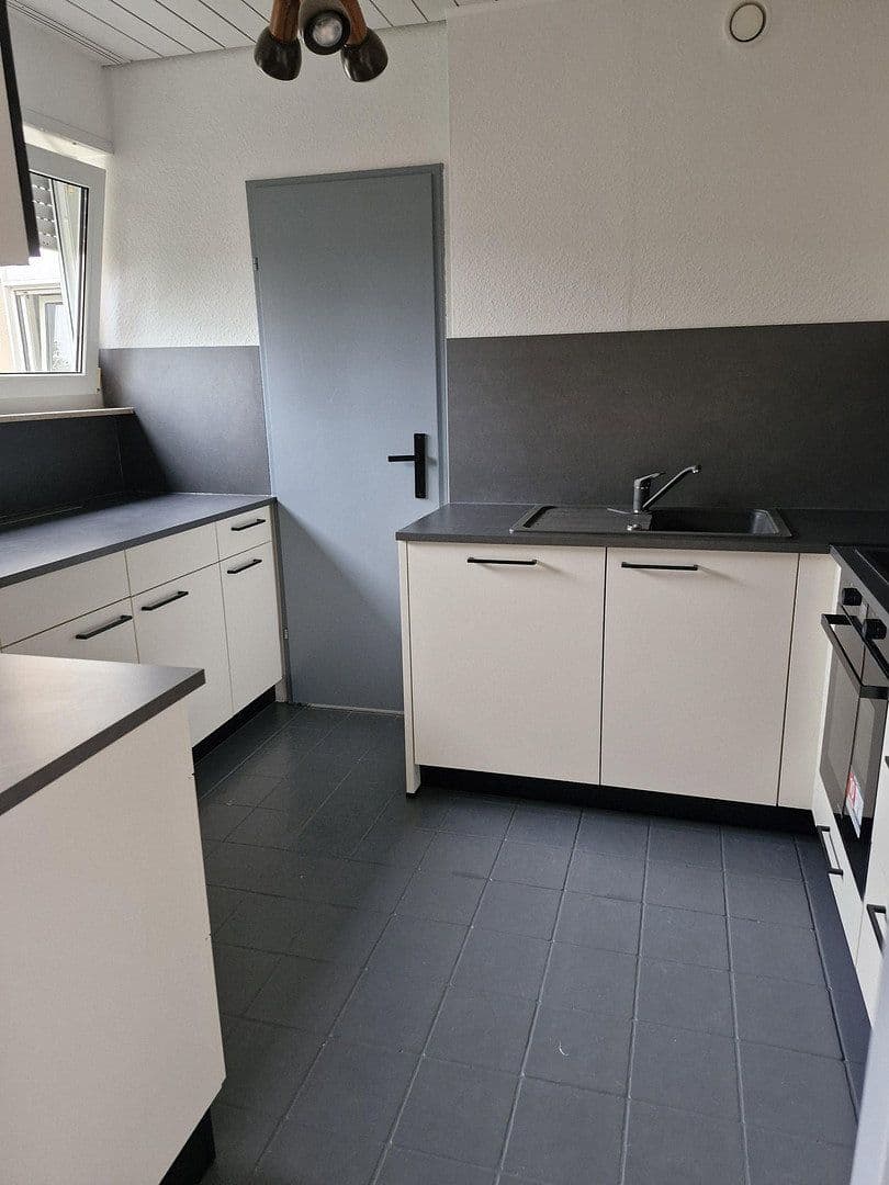 4 bedroom flat to rent, 107 m², Ludwigshafen pfingstweide, Rhineland-Palatinate 4 bedroom flat to rent, 107 m², Ludwigshafen pfingstweide, Rhineland-Palatinate
