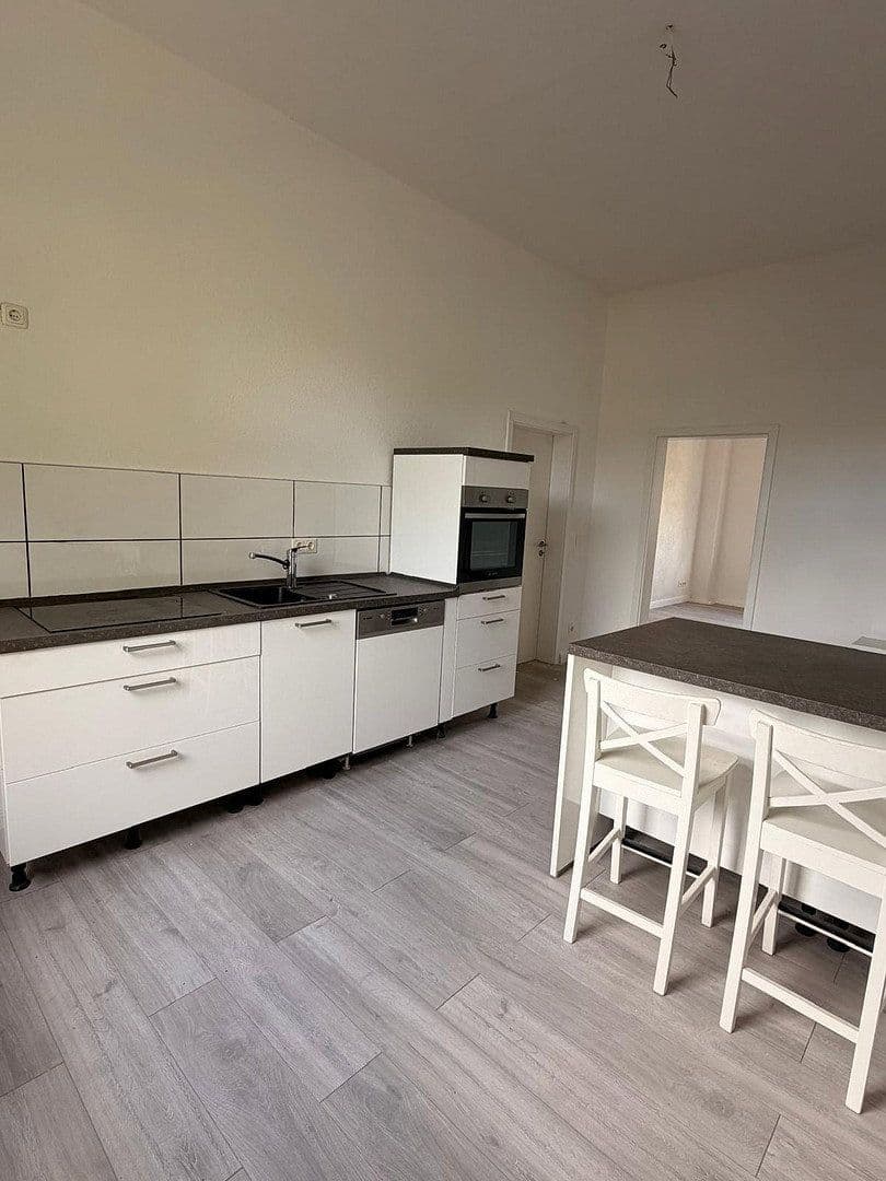 3 bedroom flat to rent, 86 m², Niederroßlaer Str. 28, Apolda, Thuringia 3 bedroom flat to rent, 86 m², Niederroßlaer Str. 28, Apolda, Thuringia
