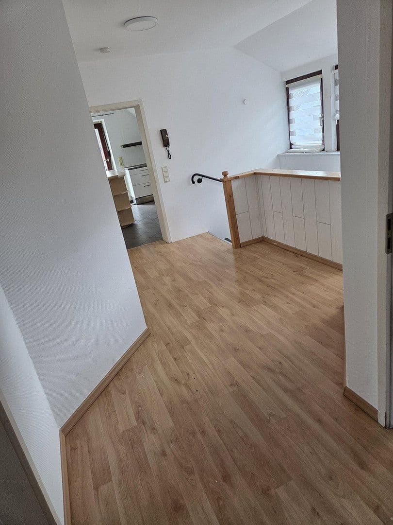 2 bedroom with open-plan kitchen flat to rent, 115 m², Thedinghausen, Lower Saxony 2 bedroom with open-plan kitchen flat to rent, 115 m², Thedinghausen, Lower Saxony