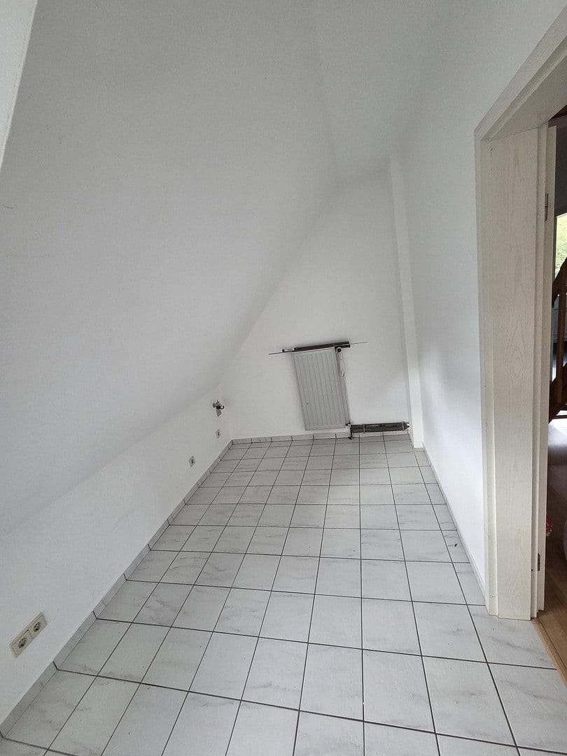 2 bedroom with open-plan kitchen flat to rent, 115 m², Thedinghausen, Lower Saxony 2 bedroom with open-plan kitchen flat to rent, 115 m², Thedinghausen, Lower Saxony