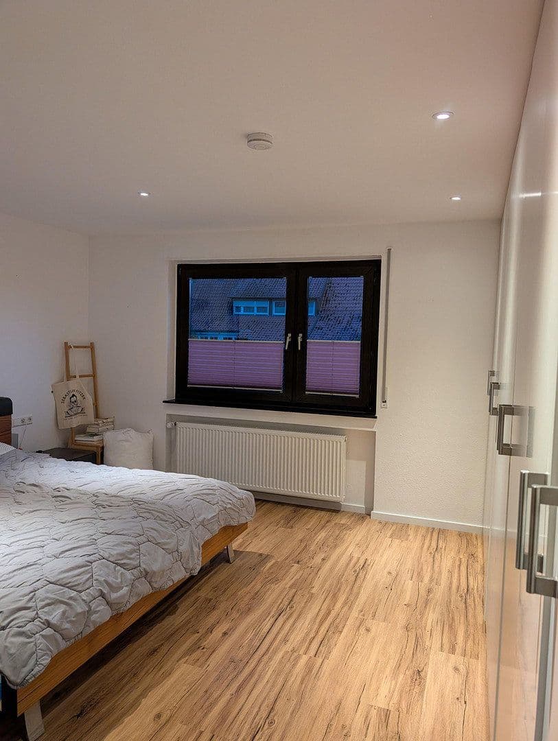 3 bedroom with open-plan kitchen flat to rent, 123 m², Bempflingen, Baden-Württemberg 3 bedroom with open-plan kitchen flat to rent, 123 m², Bempflingen, Baden-Württemberg
