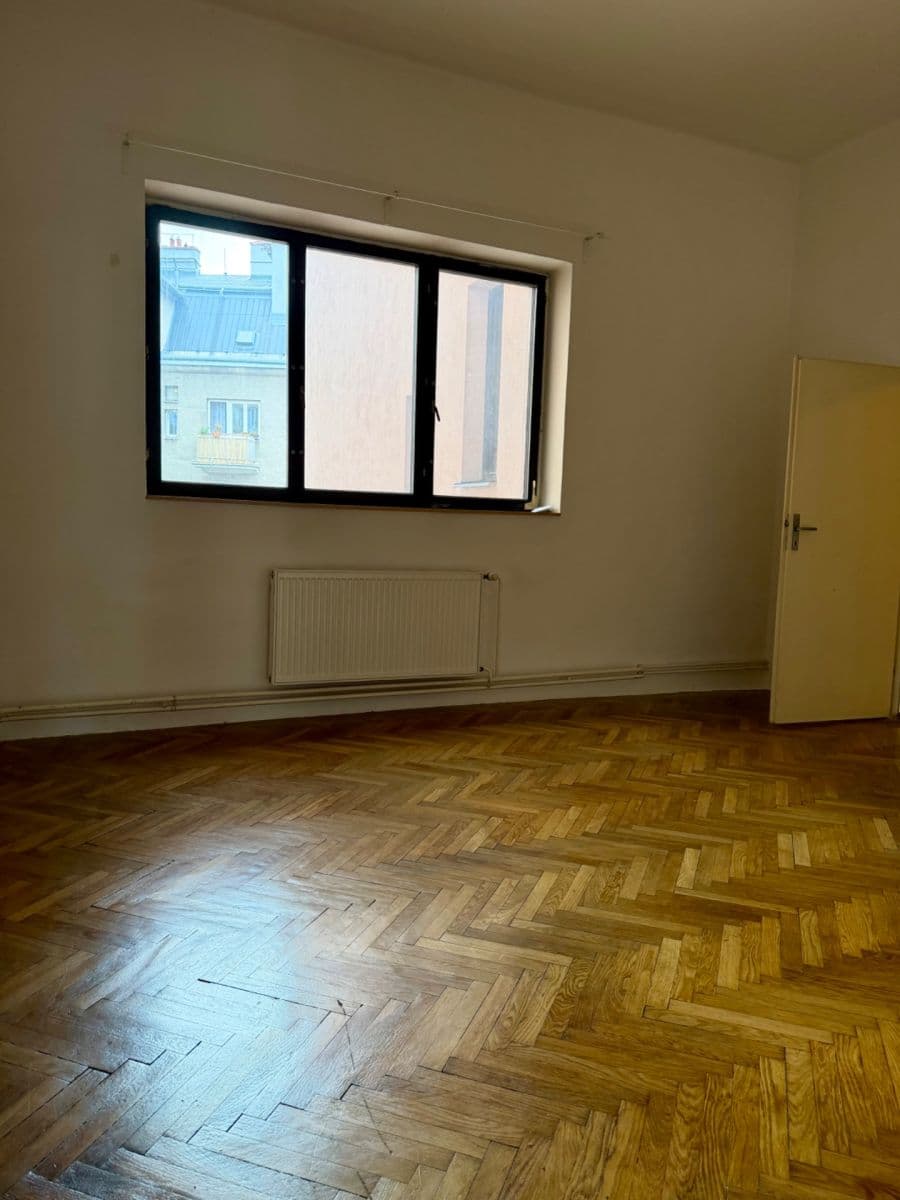 3 bedroom flat to rent, 108 m², Nádražní, Ostrava, Moravskoslezský Region 3 bedroom flat to rent, 108 m², Nádražní, Ostrava, Moravskoslezský Region