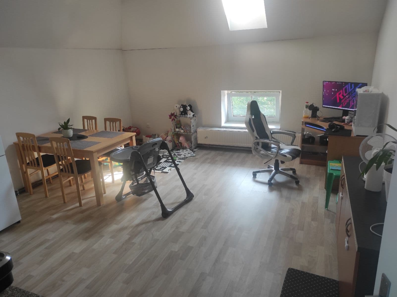 1 bedroom with open-plan kitchen flat to rent, 60 m², Presy, Chrudim, Pardubický Region 1 bedroom with open-plan kitchen flat to rent, 60 m², Presy, Chrudim, Pardubický Region