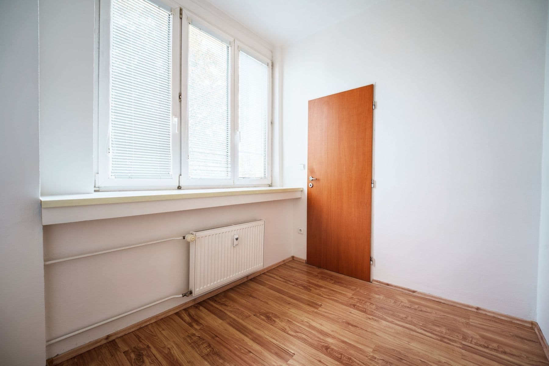 2 bedroom with open-plan kitchen flat to rent, 42 m², Moskevská, Kladno, Středočeský Region 2 bedroom with open-plan kitchen flat to rent, 42 m², Moskevská, Kladno, Středočeský Region