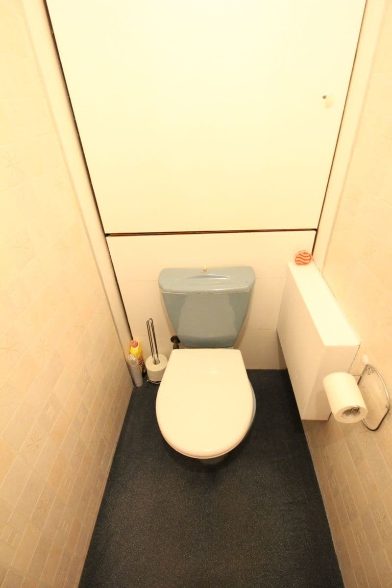 Studio flat to rent, 31 m², Nad Opatovem, Prague, Prague Studio flat to rent, 31 m², Nad Opatovem, Prague, Prague