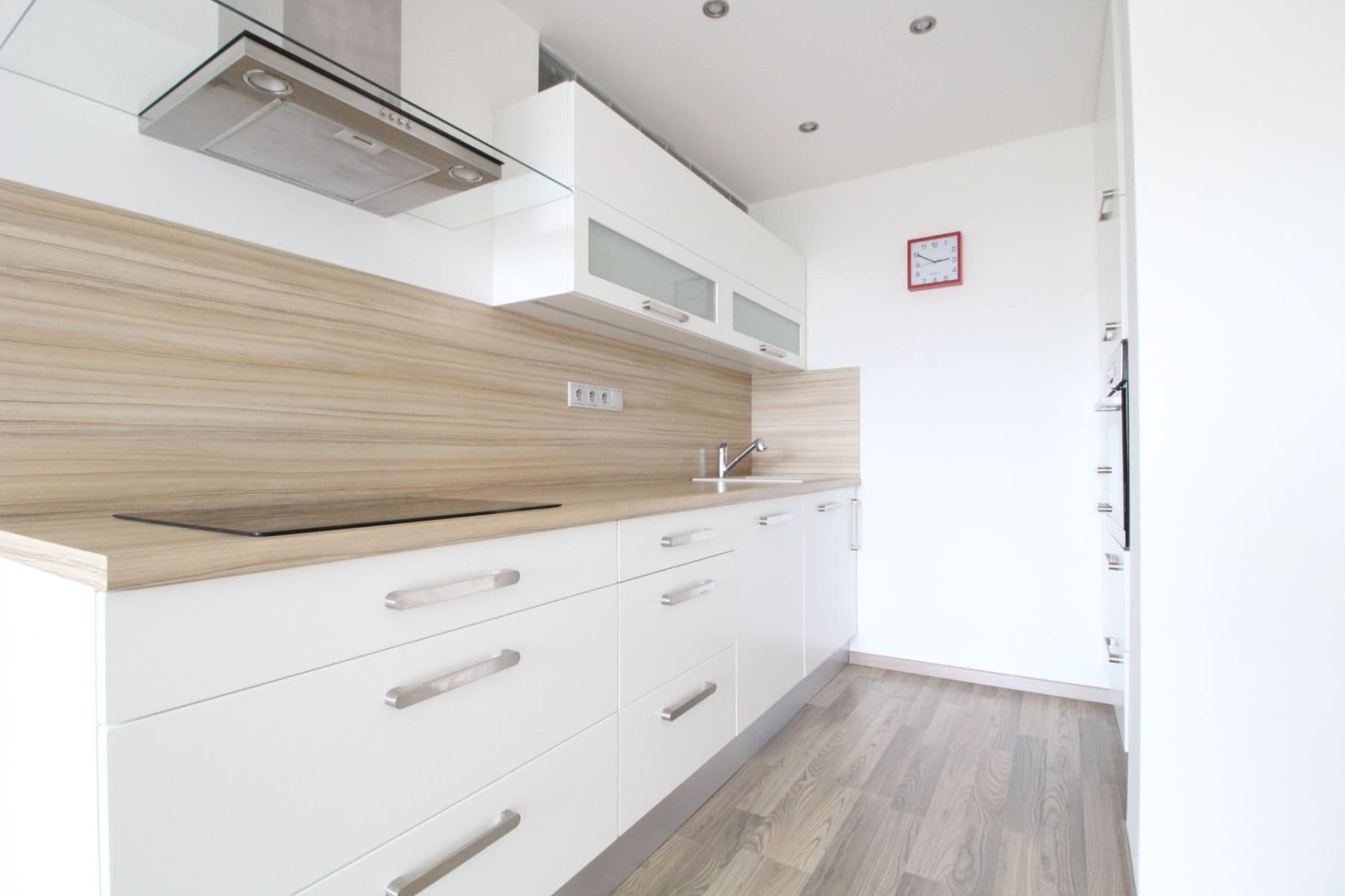2 bedroom with open-plan kitchen flat to rent, 58 m², Cafourkova, Prague, Prague 2 bedroom with open-plan kitchen flat to rent, 58 m², Cafourkova, Prague, Prague
