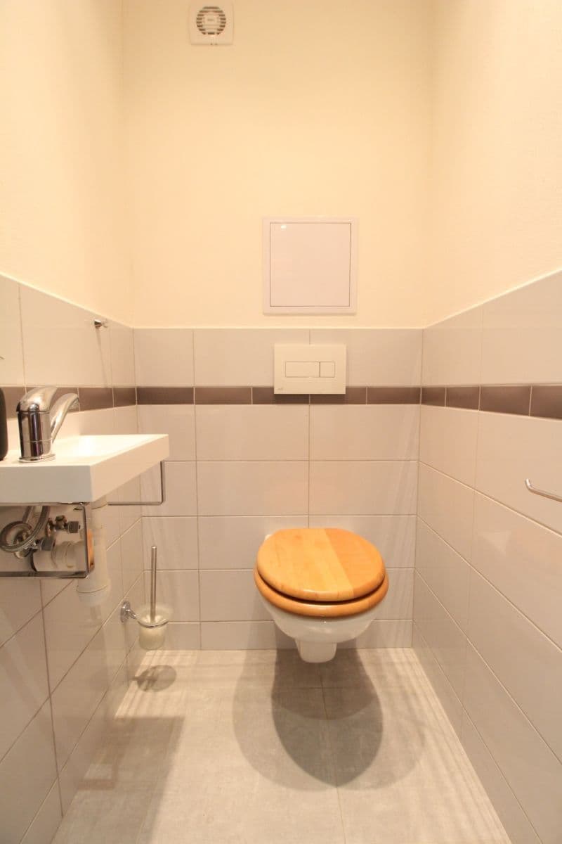 2 bedroom with open-plan kitchen flat to rent, 58 m², Cafourkova, Prague, Prague 2 bedroom with open-plan kitchen flat to rent, 58 m², Cafourkova, Prague, Prague