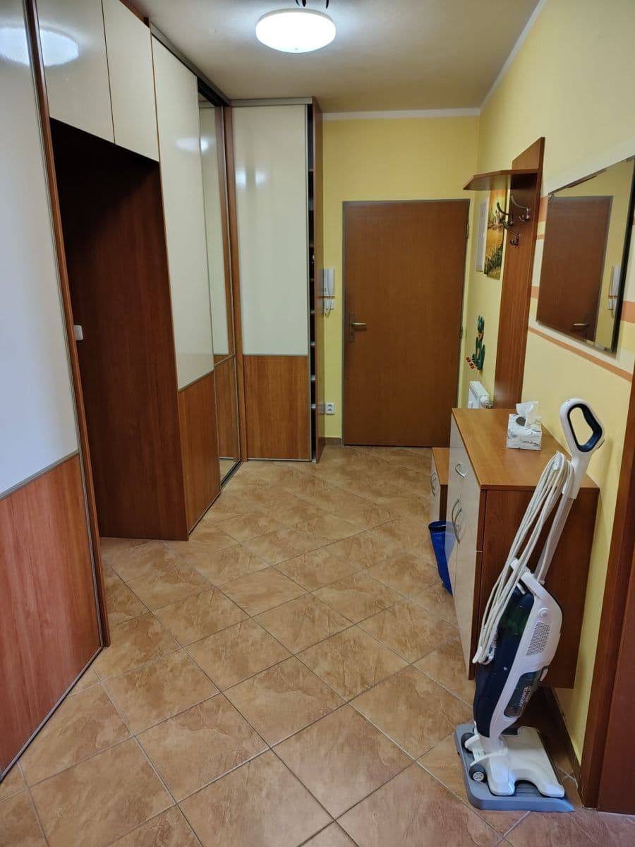 2 bedroom with open-plan kitchen flat to rent, 92 m², Školní, Bakov nad Jizerou, Středočeský Region 2 bedroom with open-plan kitchen flat to rent, 92 m², Školní, Bakov nad Jizerou, Středočeský Region