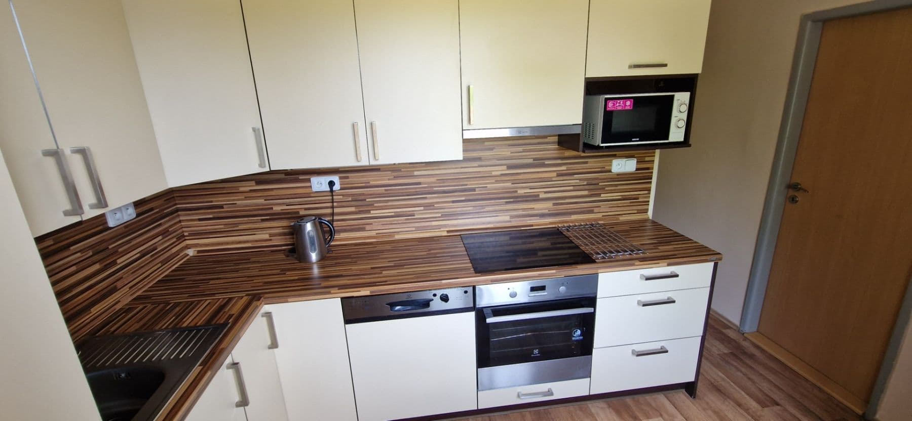2 bedroom flat to rent, 54 m², Pod Lipami, Prague, Prague 2 bedroom flat to rent, 54 m², Pod Lipami, Prague, Prague