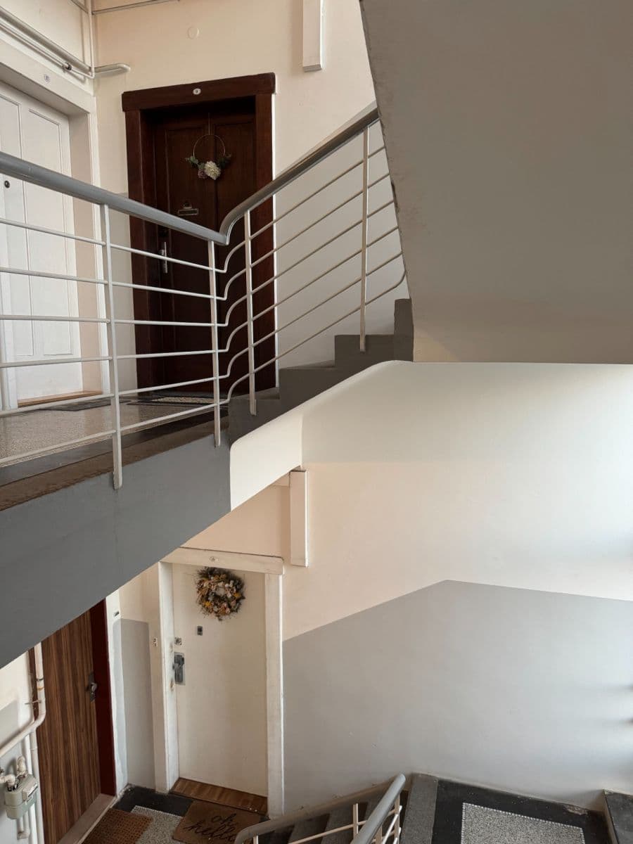 1 bedroom with open-plan kitchen flat to rent, 52 m², Kolbenova, Prague, Prague 1 bedroom with open-plan kitchen flat to rent, 52 m², Kolbenova, Prague, Prague