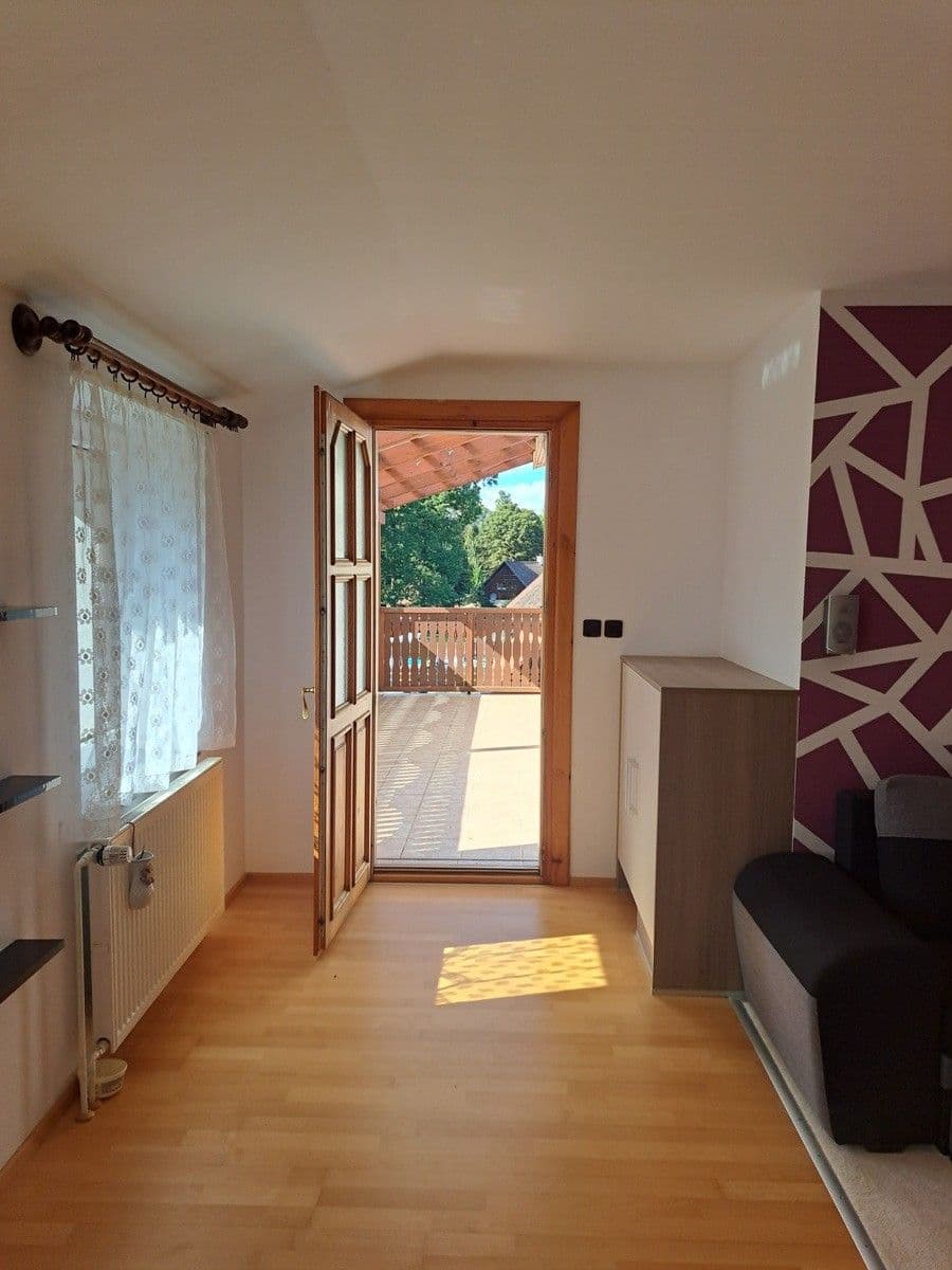 4 bedroom flat to rent, 180 m², Plánice, Plzeňský Region 4 bedroom flat to rent, 180 m², Plánice, Plzeňský Region