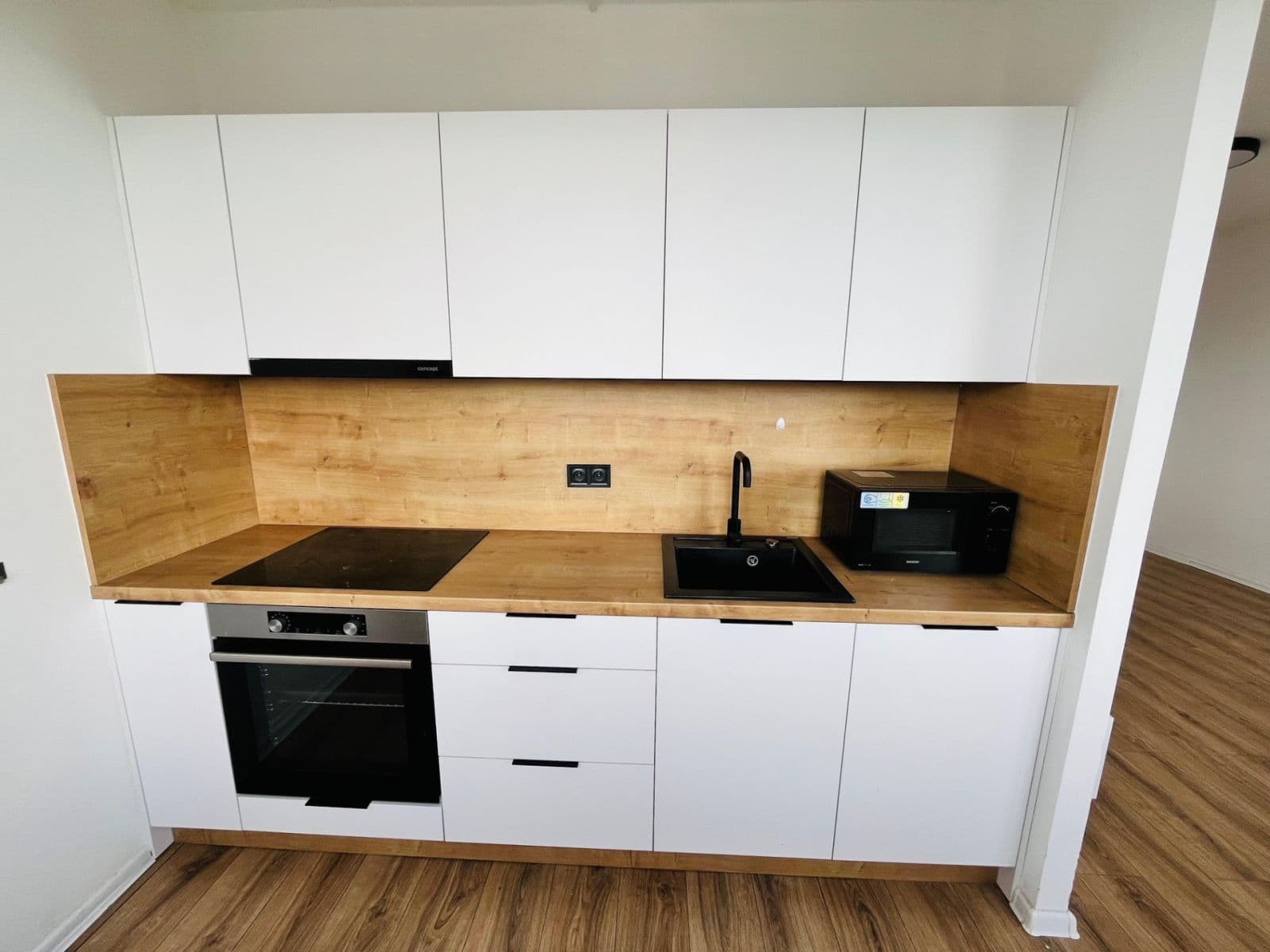 2 bedroom with open-plan kitchen flat to rent, 72 m², Javorová, Most, Ústecký Region 2 bedroom with open-plan kitchen flat to rent, 72 m², Javorová, Most, Ústecký Region