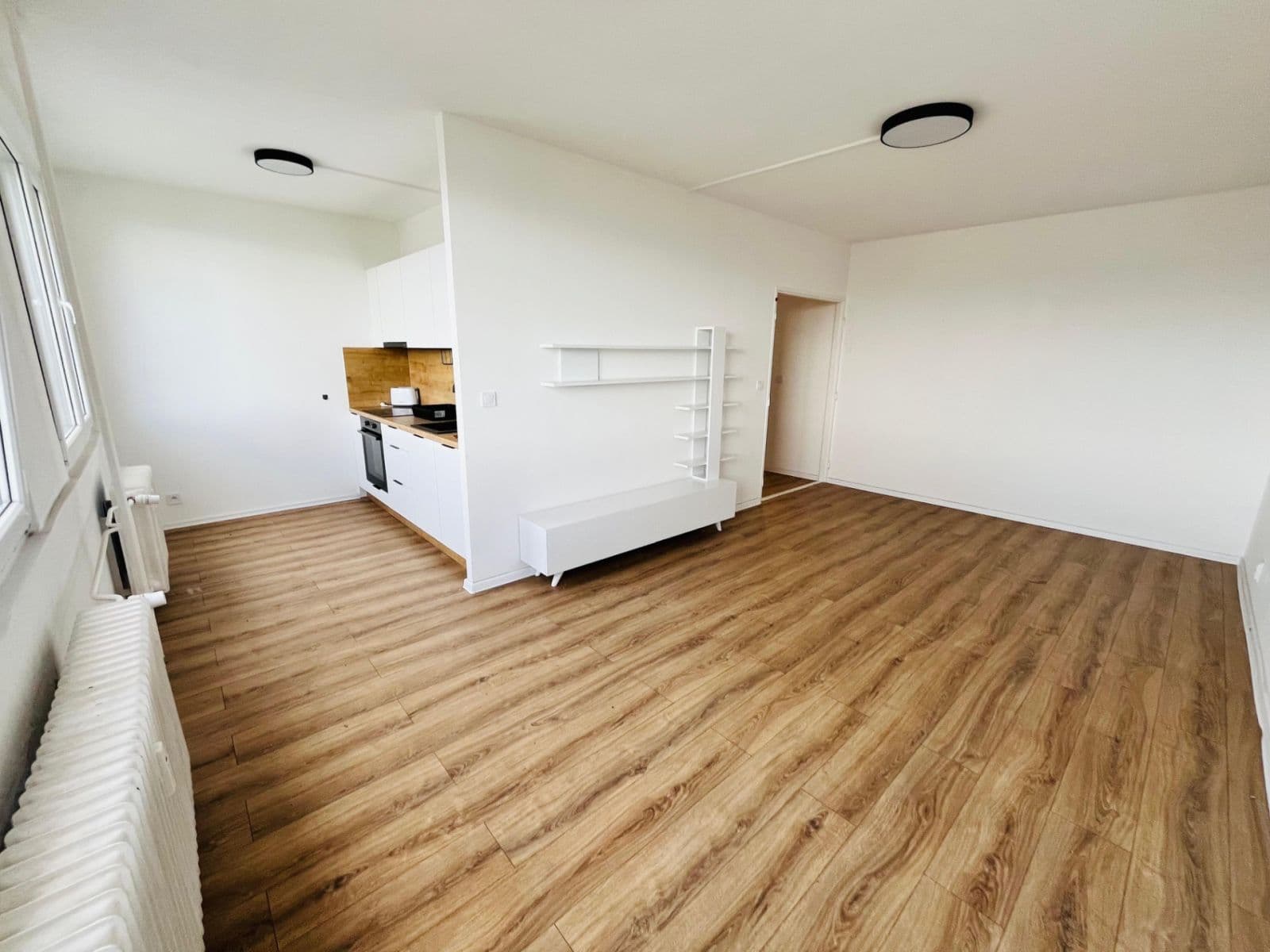 2 bedroom with open-plan kitchen flat to rent, 72 m², Javorová, Most, Ústecký Region 2 bedroom with open-plan kitchen flat to rent, 72 m², Javorová, Most, Ústecký Region