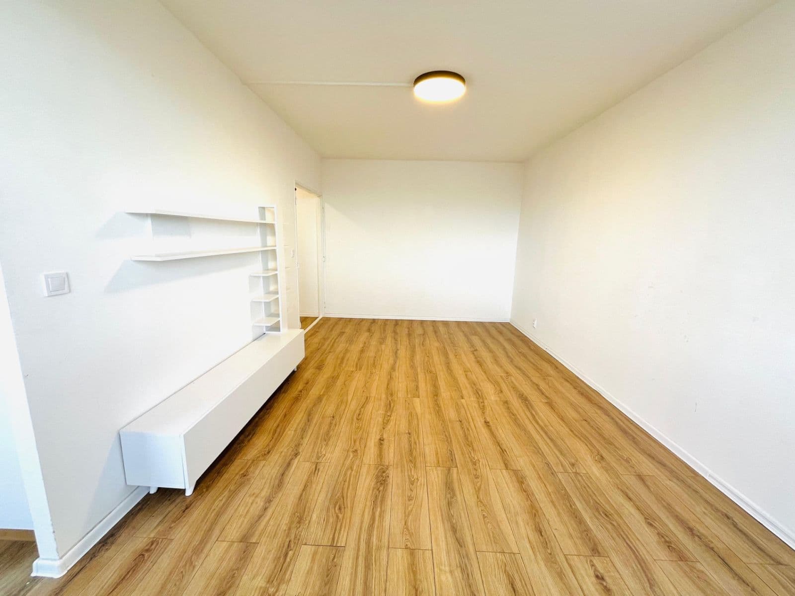2 bedroom with open-plan kitchen flat to rent, 72 m², Javorová, Most, Ústecký Region 2 bedroom with open-plan kitchen flat to rent, 72 m², Javorová, Most, Ústecký Region