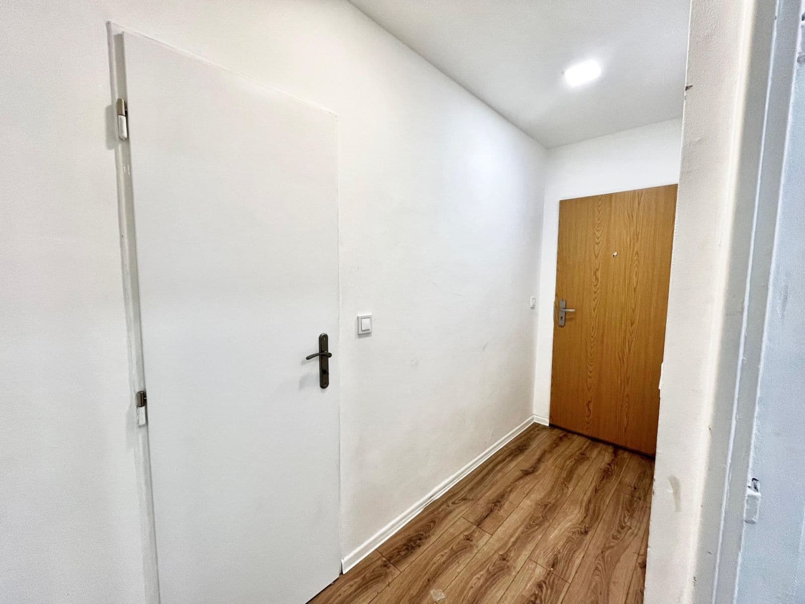 2 bedroom with open-plan kitchen flat to rent, 72 m², Javorová, Most, Ústecký Region 2 bedroom with open-plan kitchen flat to rent, 72 m², Javorová, Most, Ústecký Region