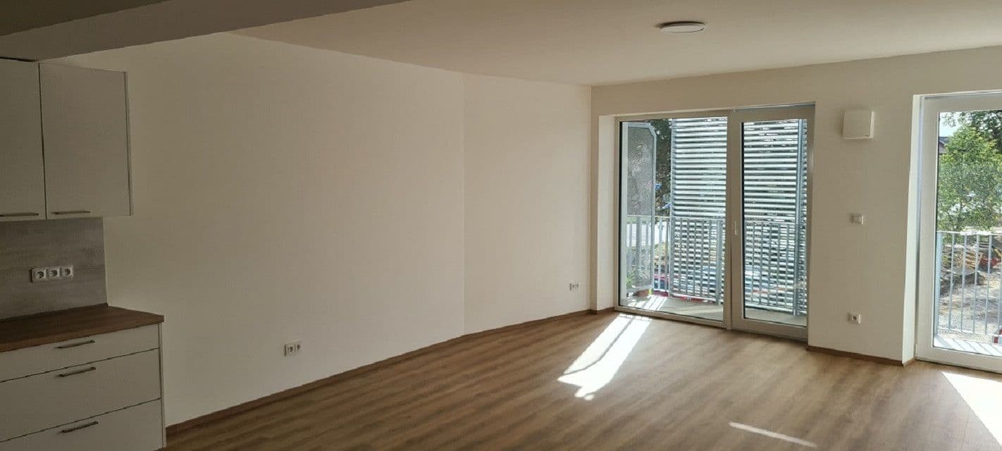 1 bedroom with open-plan kitchen flat to rent, 84 m², Hradišťská, Staré Město, Zlínský Region 1 bedroom with open-plan kitchen flat to rent, 84 m², Hradišťská, Staré Město, Zlínský Region
